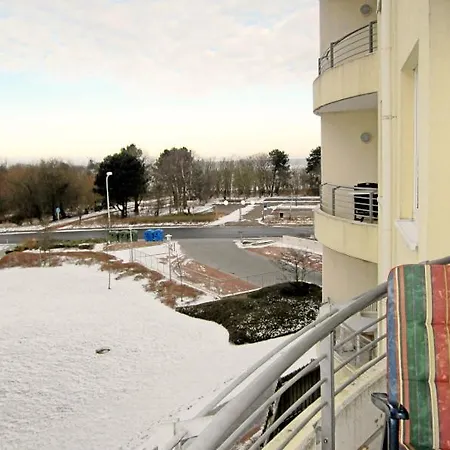 Kurpark-residenz 222 アパート *